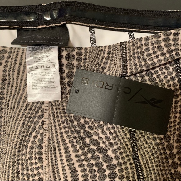 CARDI B Bike workout shorts, high waist with elastic grip waistband NWT size L - Picture 4 of 16